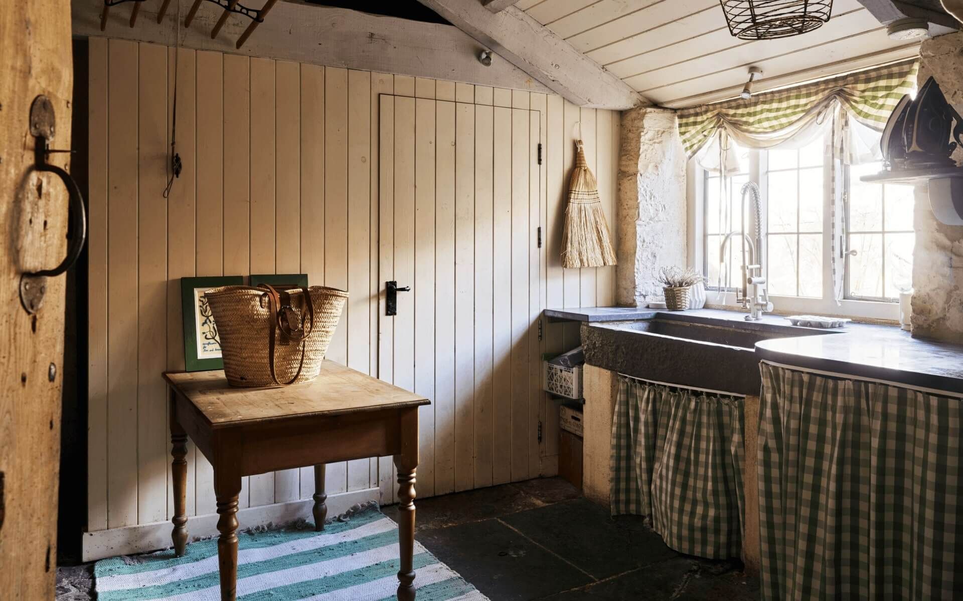 wash-room.jpg